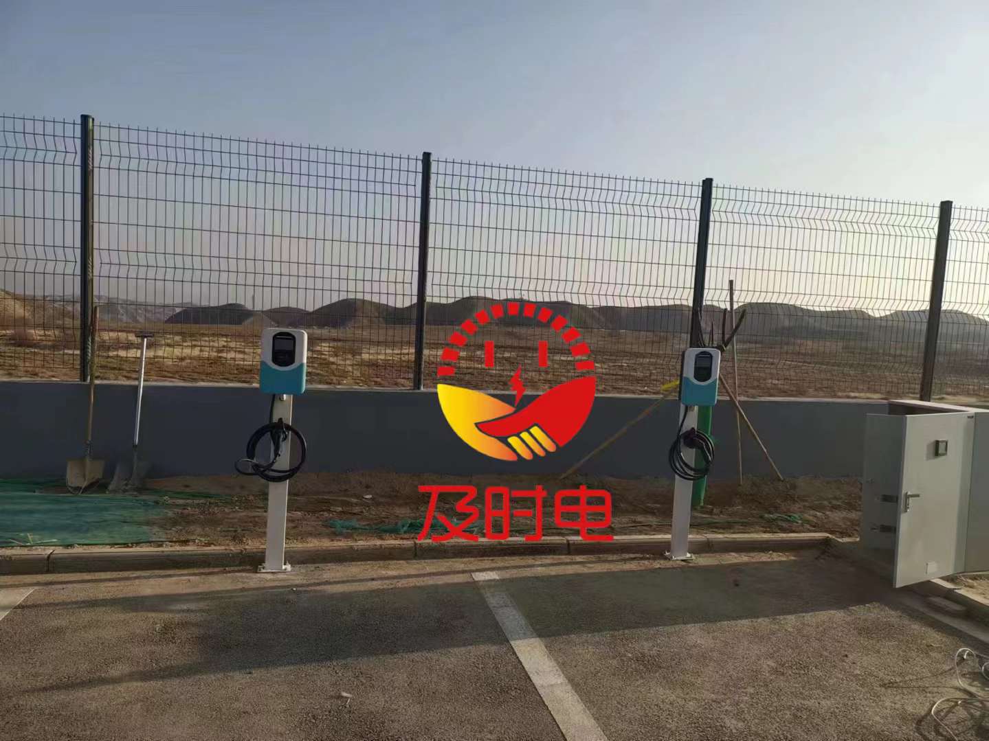 及時(shí)電告訴您安裝汽車(chē)充電樁有哪些注意事項(xiàng)？