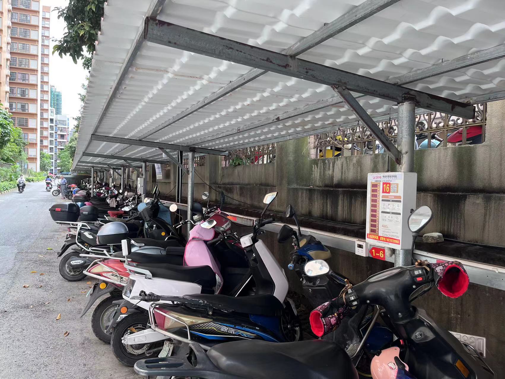及時電戶外10 路電動自行車充電樁下雨天可以充電嗎？